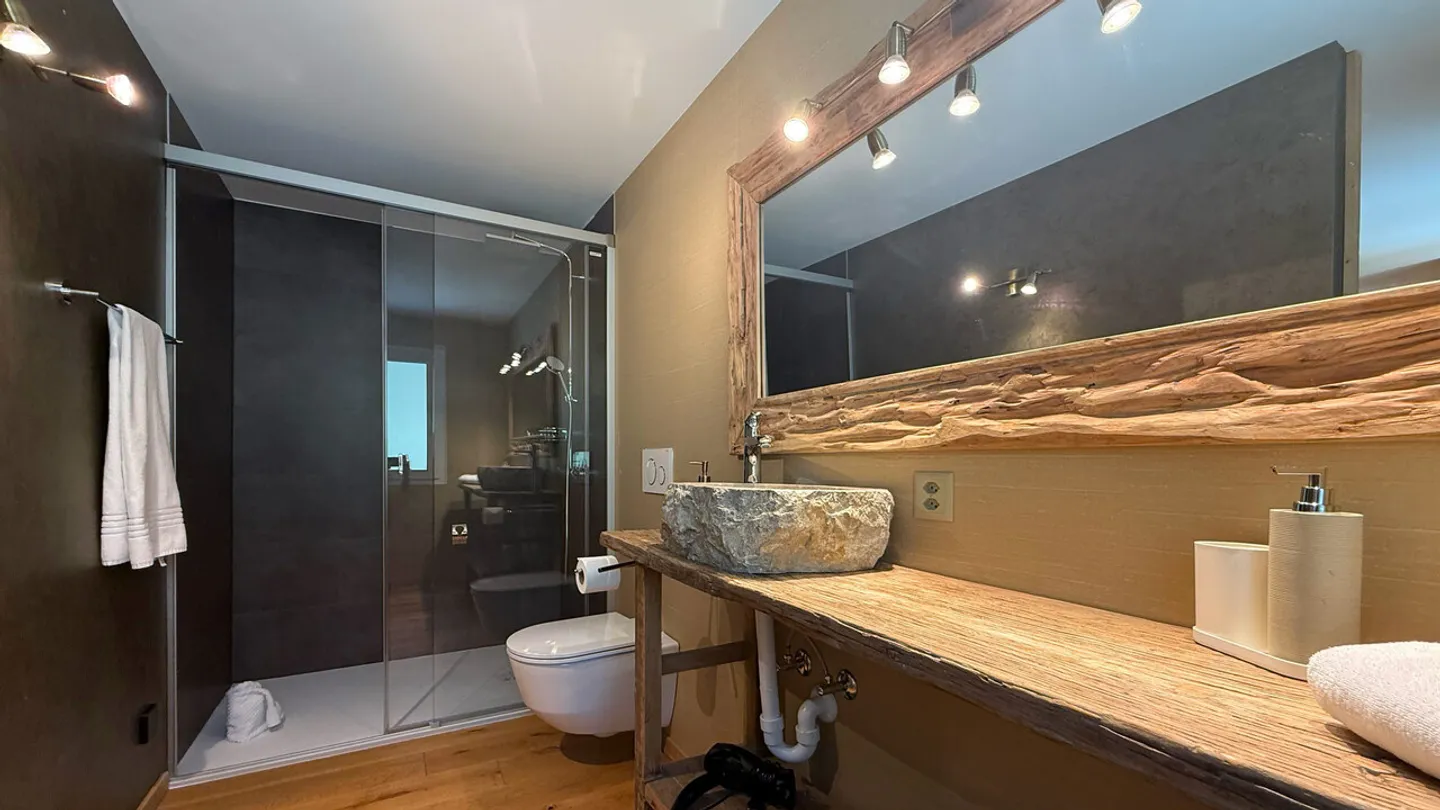 LOC 207 - CHALET BOIS DORÉ - Foto 8 von 13