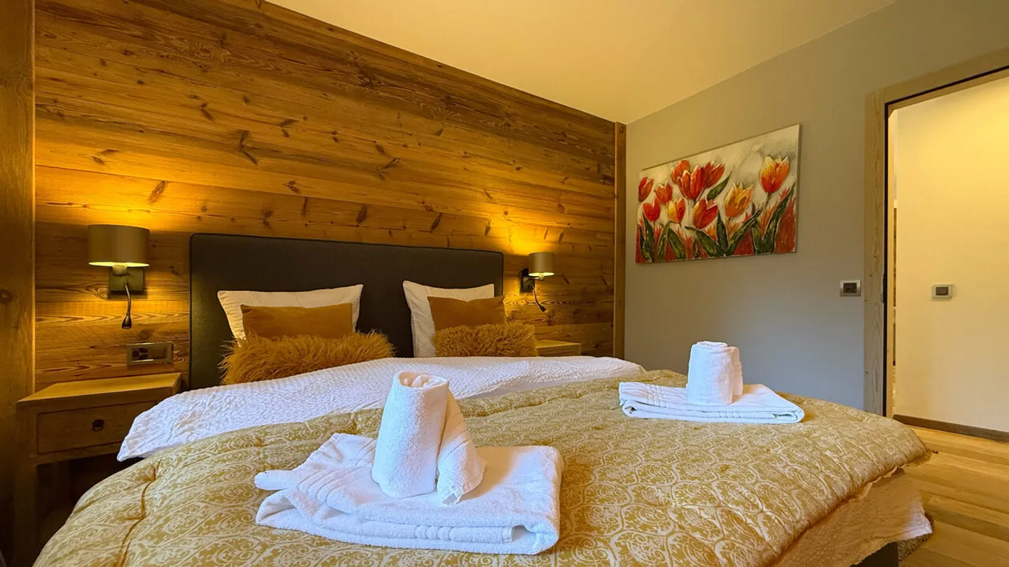 LOC 203 - PALM SPRINGS - 1. STOCK OST - Foto 8 von 13