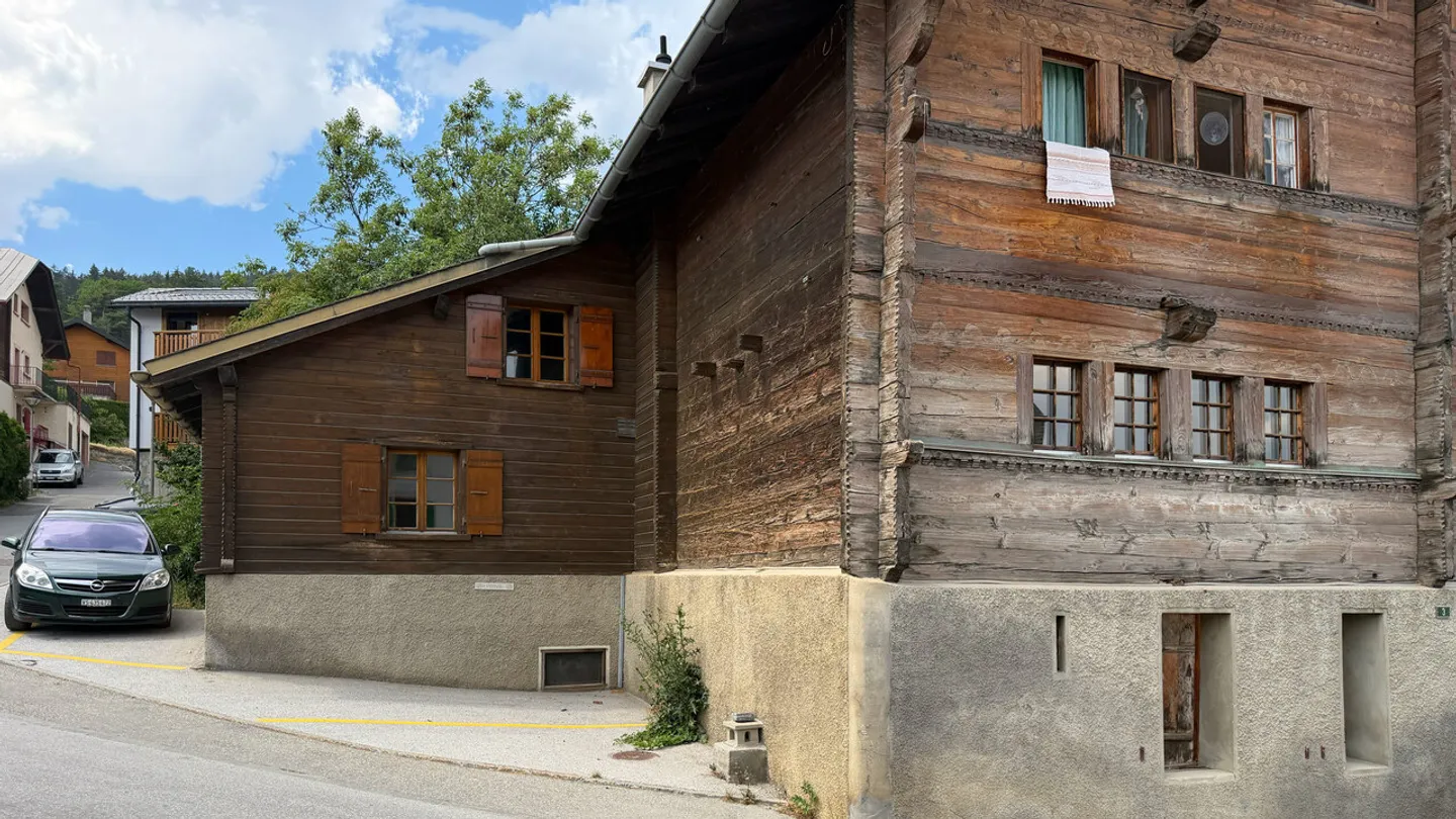 Appartement atypique de 4.5 pièces au coeur de Montana-Village - Photo 7 sur 8