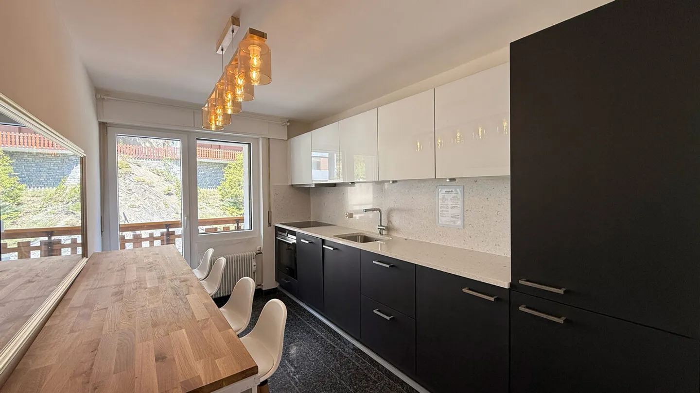 Appartement Élégant à Crans-Montana - Photo 3 sur 13