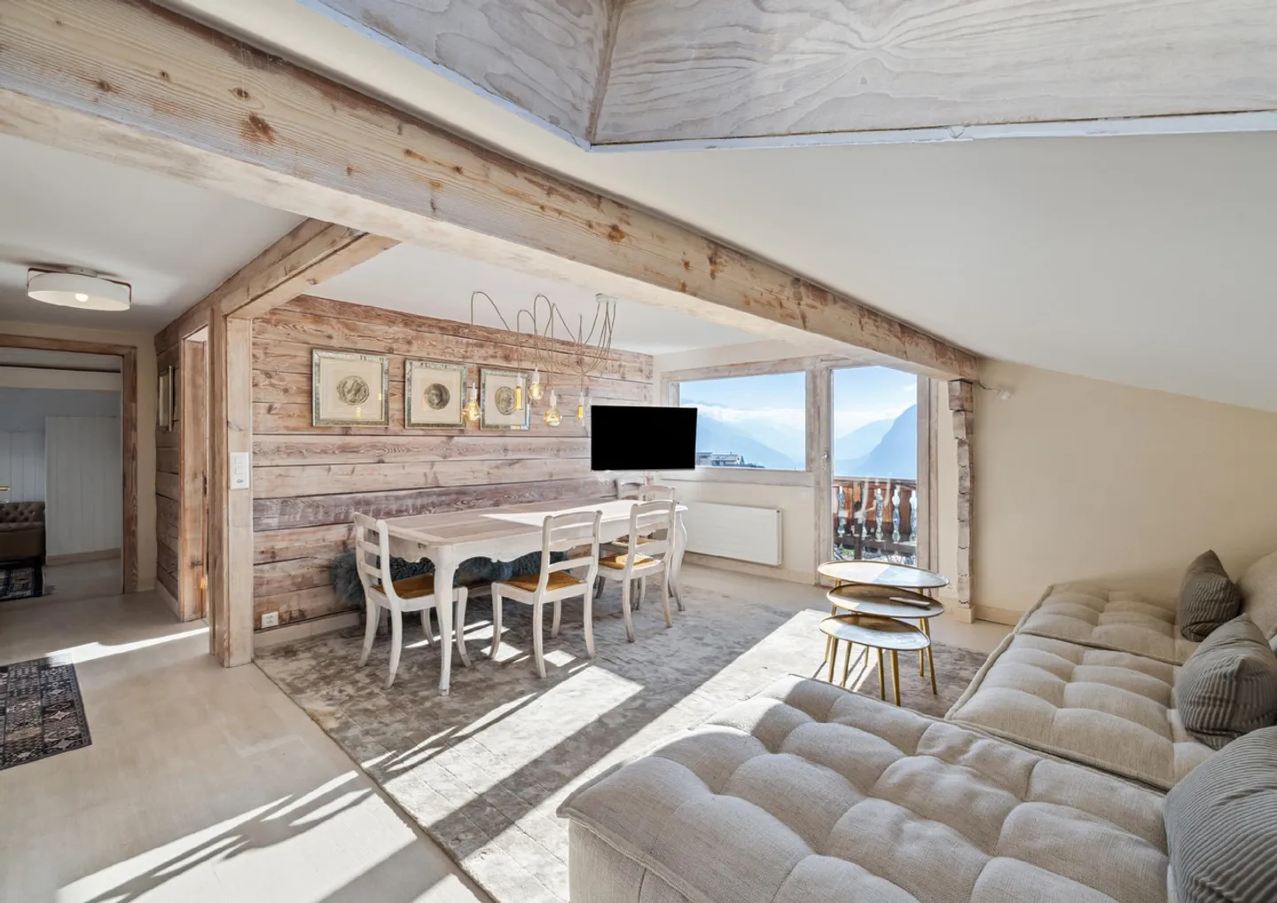 LOC 86 - CHALET GLORIA 1er - Photo 1 sur 5