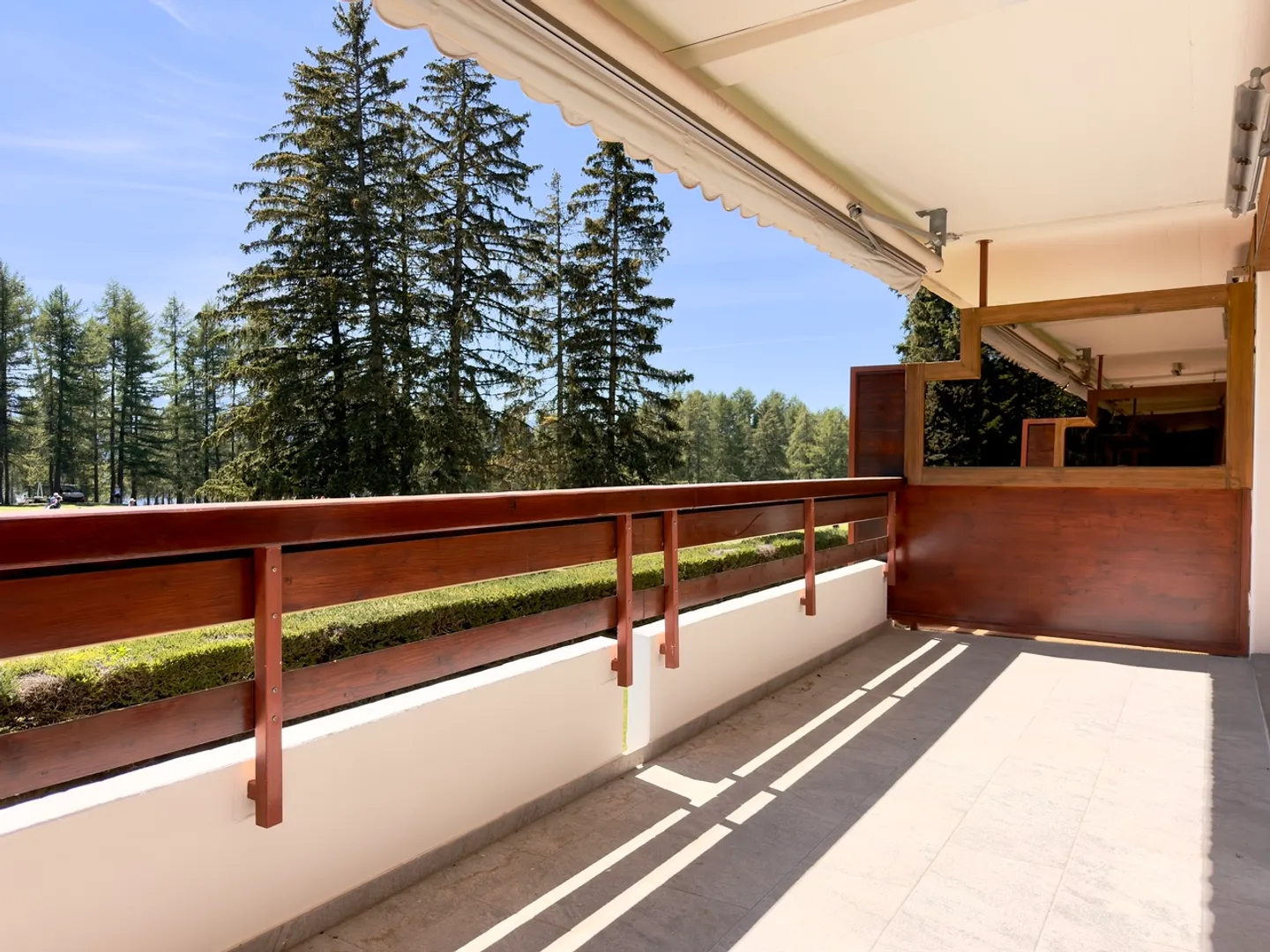 Appartement de Luxe avec Vue sur Golf - Photo 6 sur 13