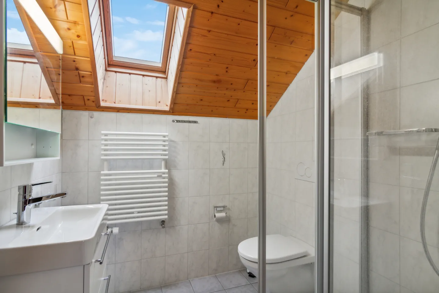 Schönes Haus mit freiem Blick und großem Potenzial - Foto 8 von 8