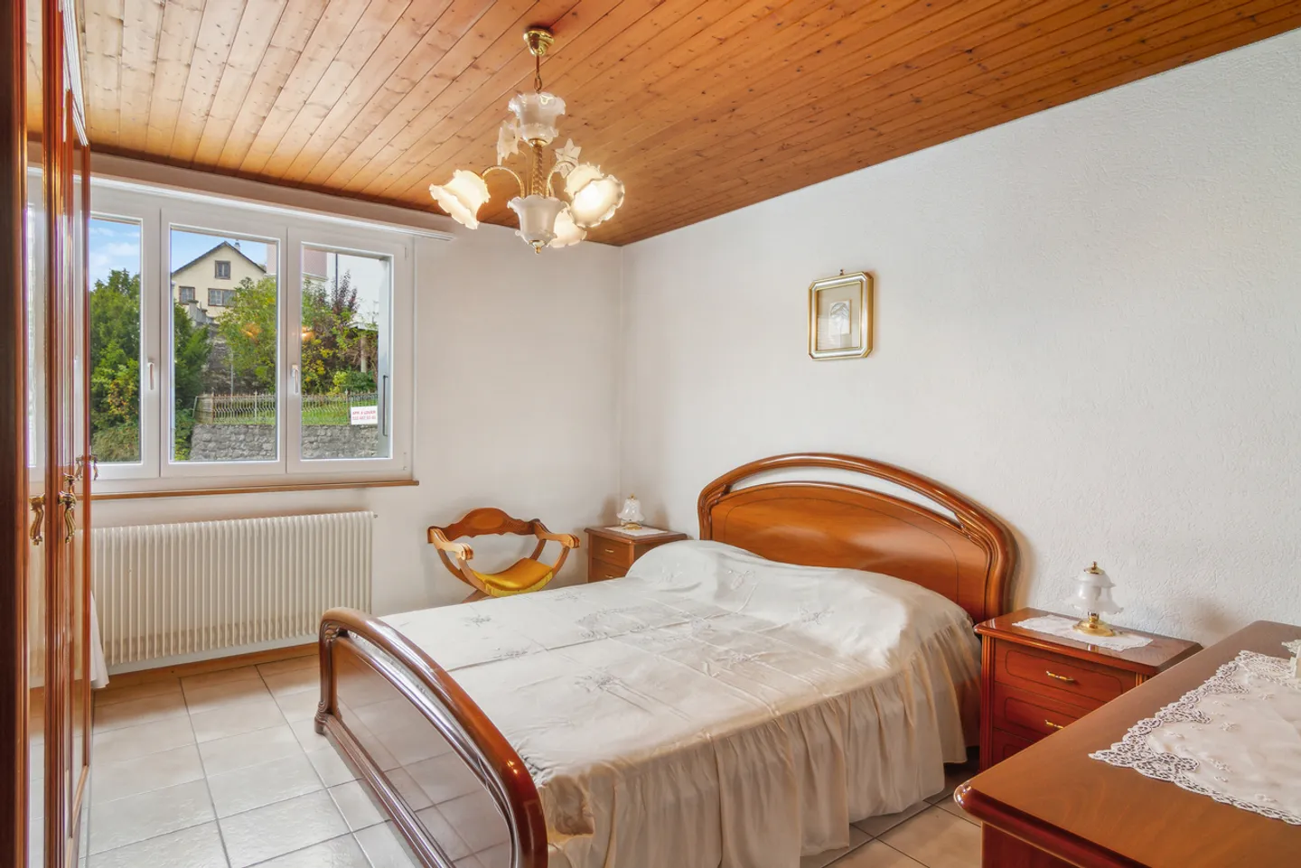 Schönes Haus mit freiem Blick und großem Potenzial - Foto 6 von 8