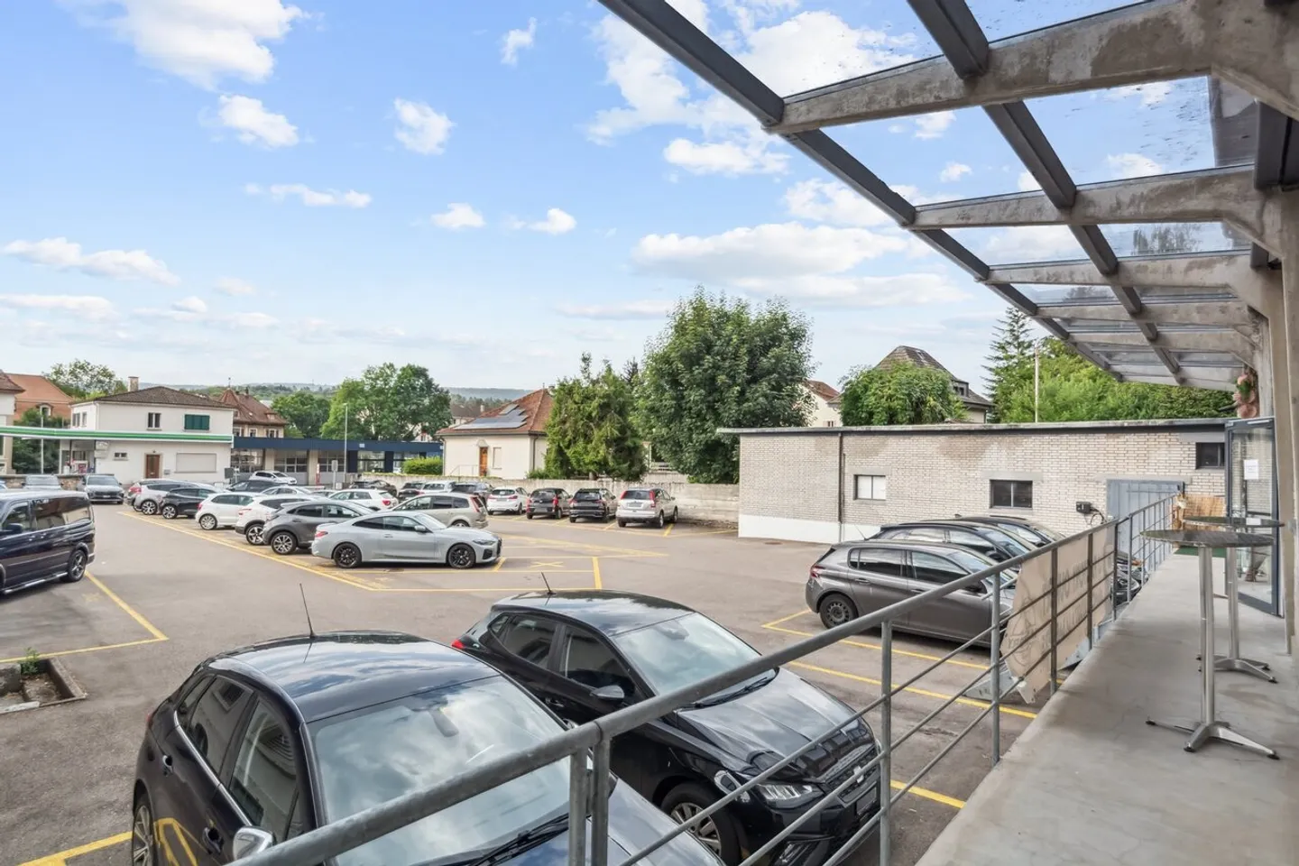 Magnifique Immeuble de rendement, rénové au centre de Porrentruy - Photo 3 sur 13