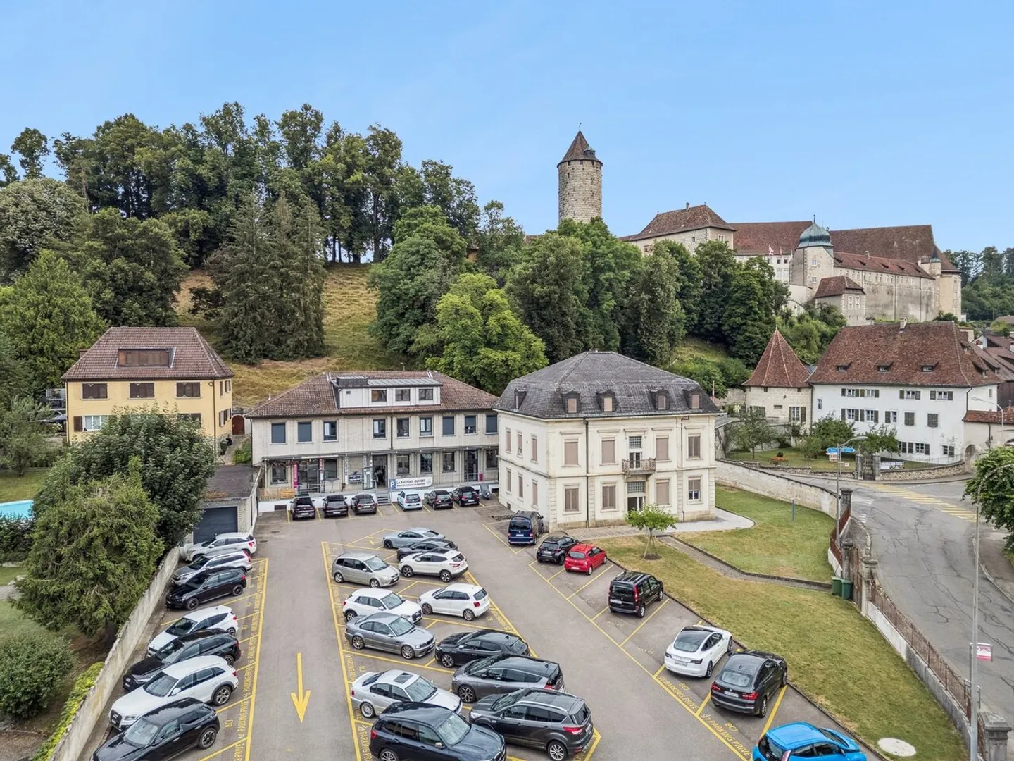 Magnifique Immeuble de rendement, rénové au centre de Porrentruy - Photo 7 sur 13