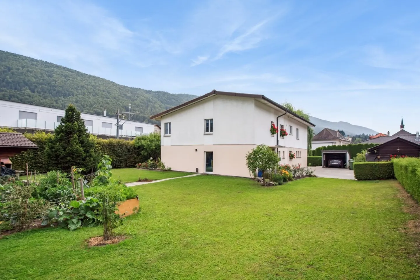 Superbe Opportunité, maison de 4.5 pièces idéale pour une famille - Photo 1 sur 13