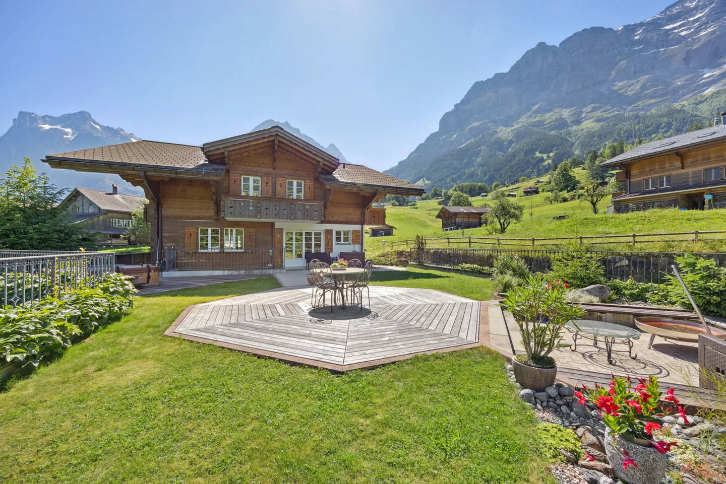 Magnifico chalet eccezionale con vista panoramica sulle montagne - Foto 1 di 11