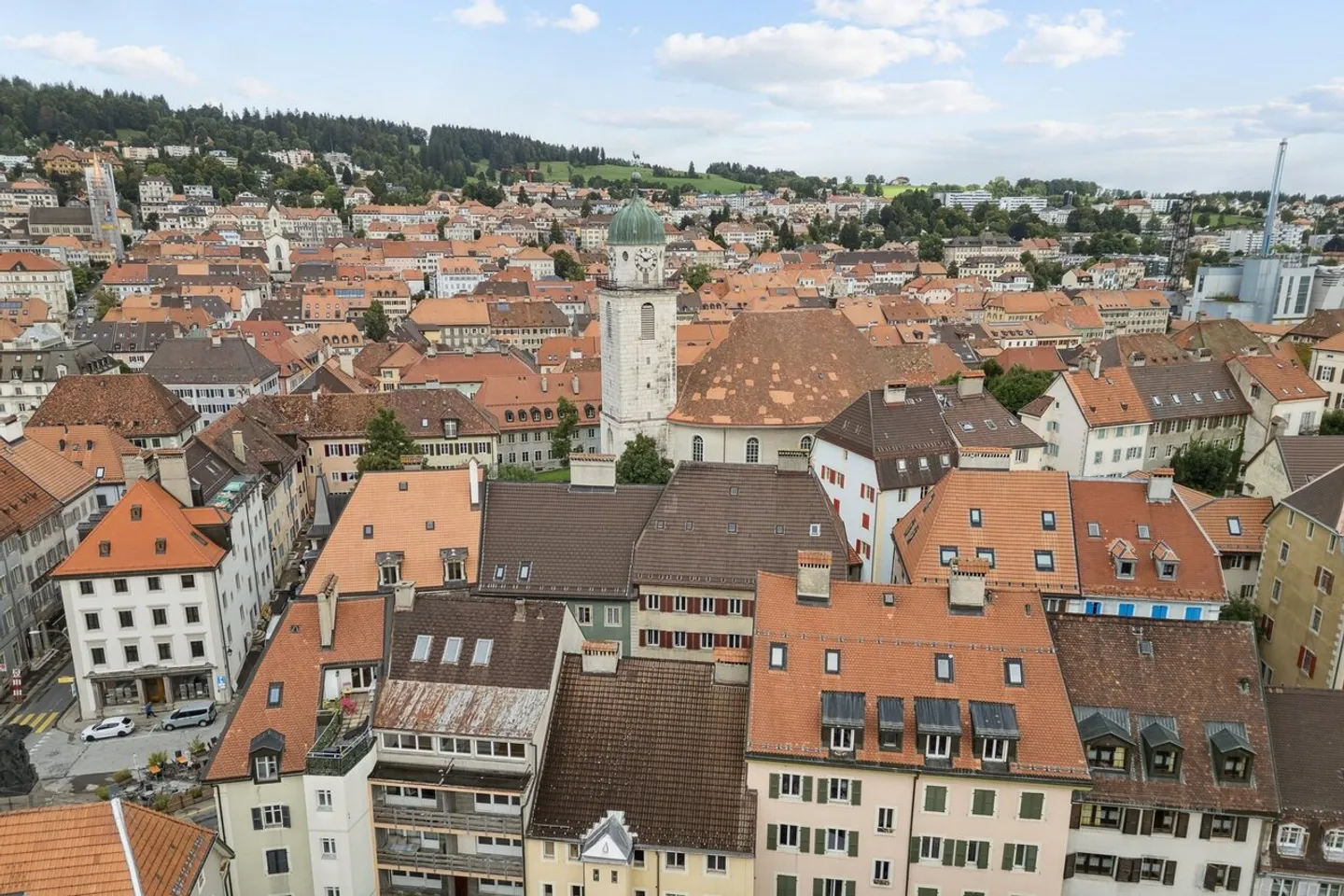 Immeuble mixte - Rendement net de 6 %, locataires en place - Photo 1 sur 12