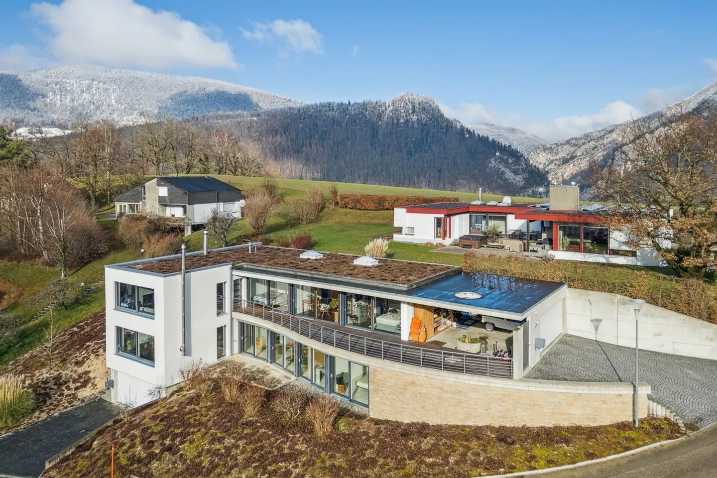 Appartement de rêve, design et vue scintillante sur Moutier - Photo 2 of 12