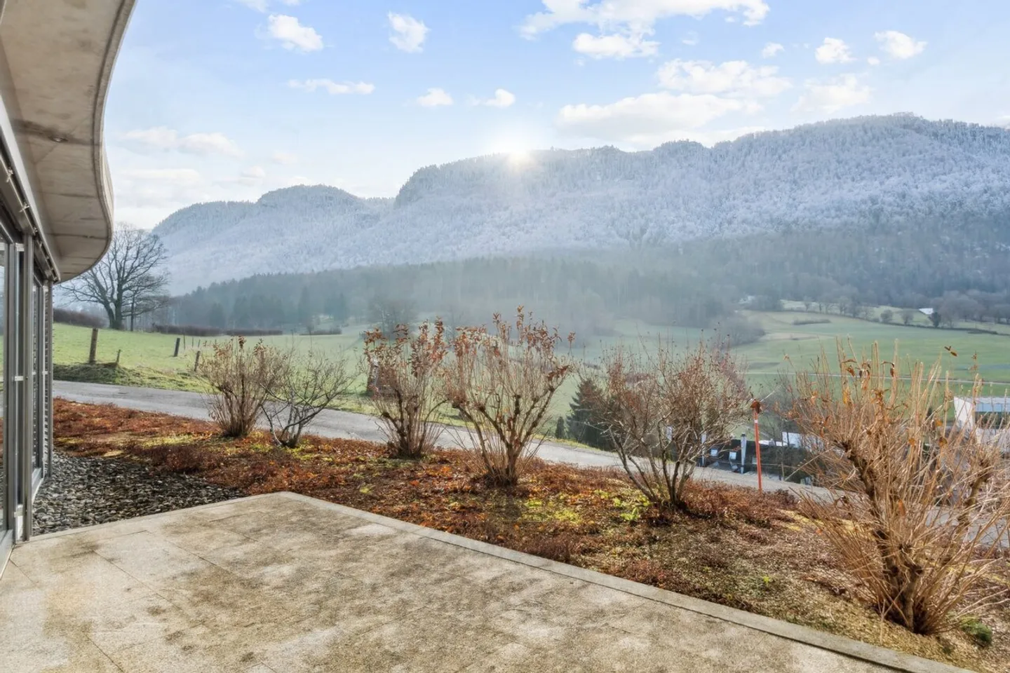 Appartement de rêve, design et vue scintillante sur Moutier - Photo 3 of 12