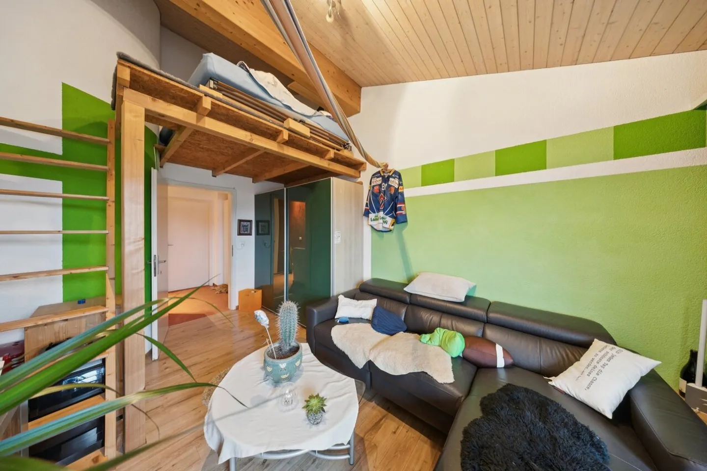 Magnifica casa a schiera in una posizione tranquilla - Foto 6 di 13