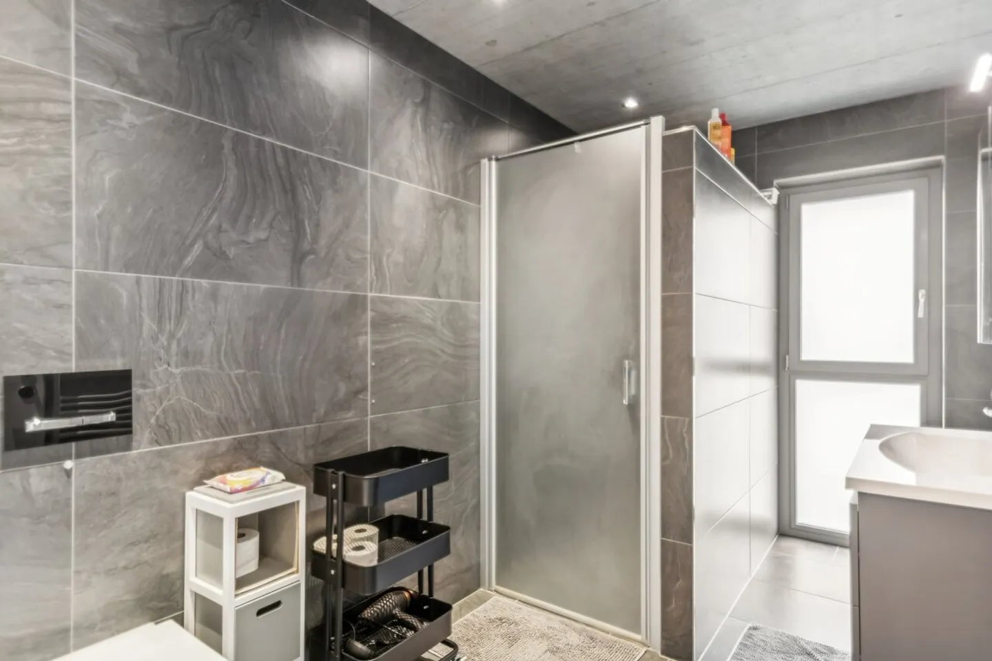 The Art of Living: A Sanctuary of Light and Design in Corgémont - Photo 9 of 13