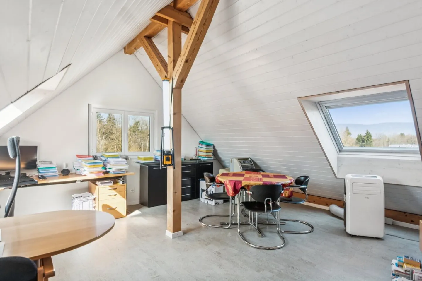 Prestigeträchtiges Duplex 5.5 Zimmer "Füße im Wasser" mit Kletterraum - Foto 12 von 13