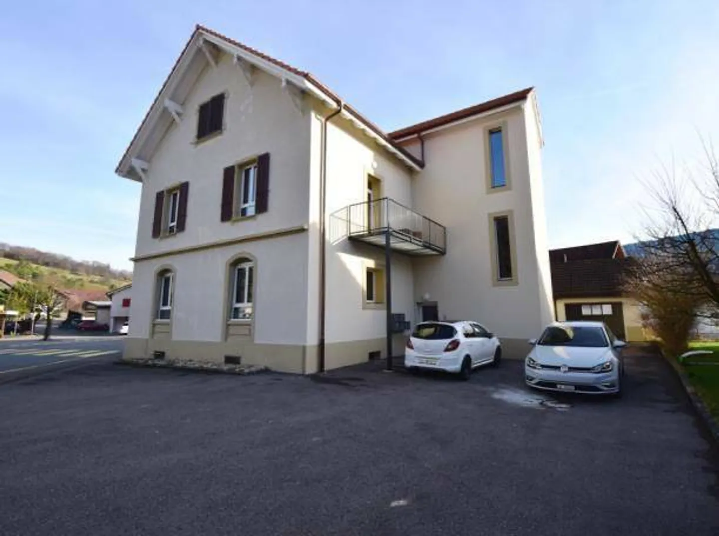 Charmant Immeuble à Vicques - Photo 3 sur 5