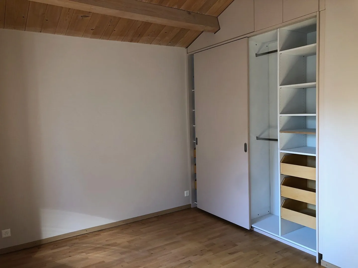 Casa di villaggio con carattere antico. - Foto 11 di 13