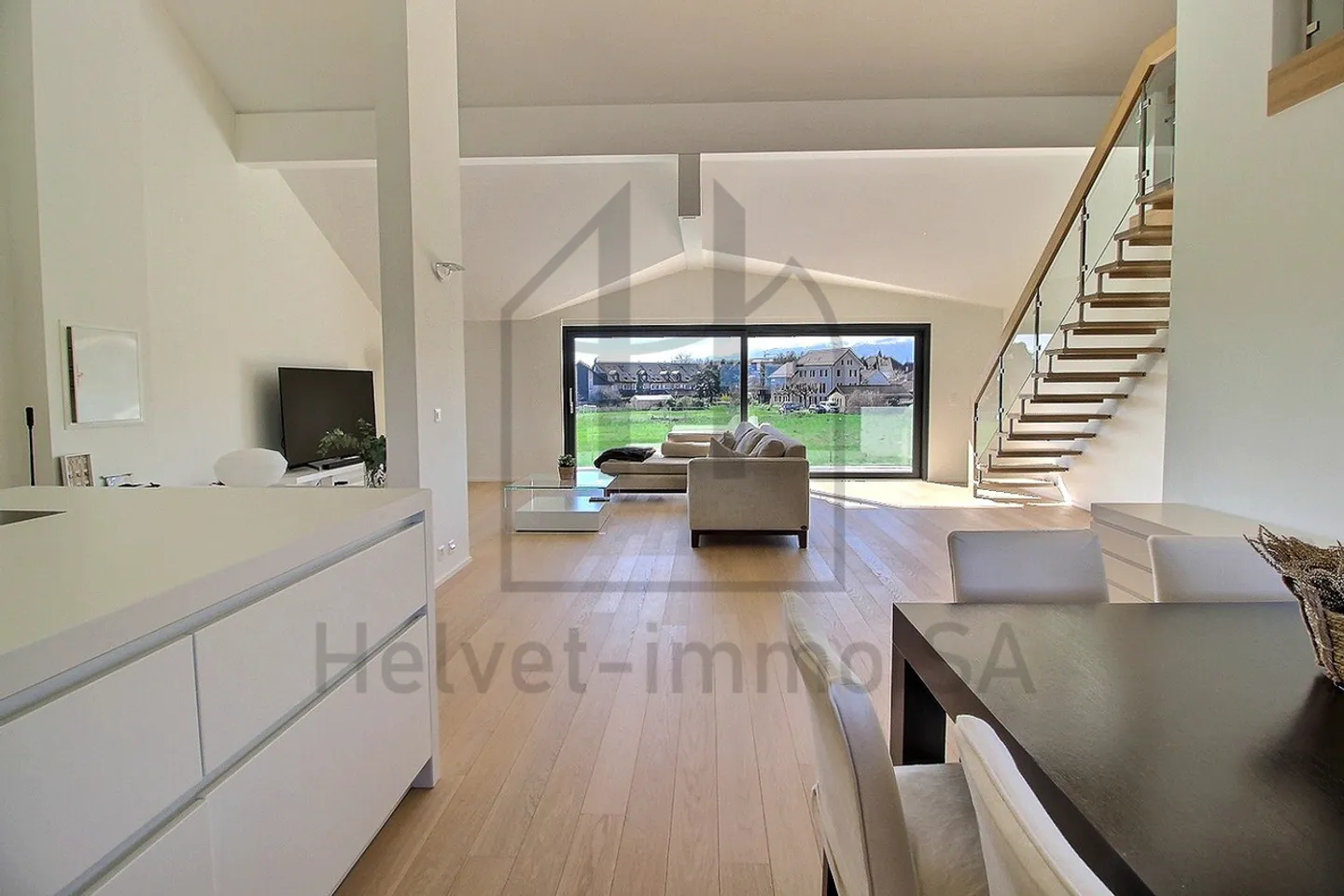 Attico di alta classe a Founex - Foto 1 di 5