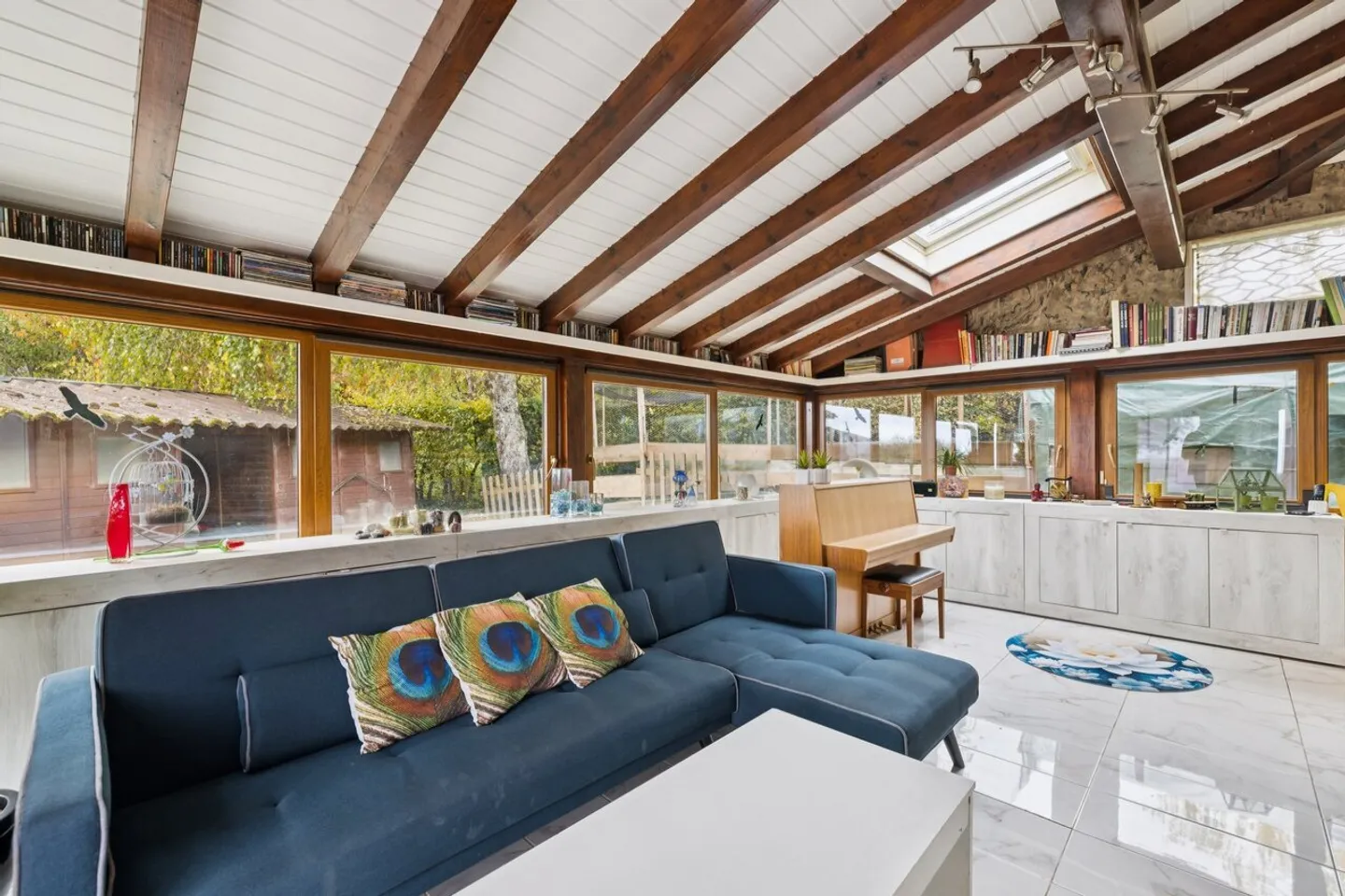 Individual chalet, quiet with lake view - Photo 11 of 13