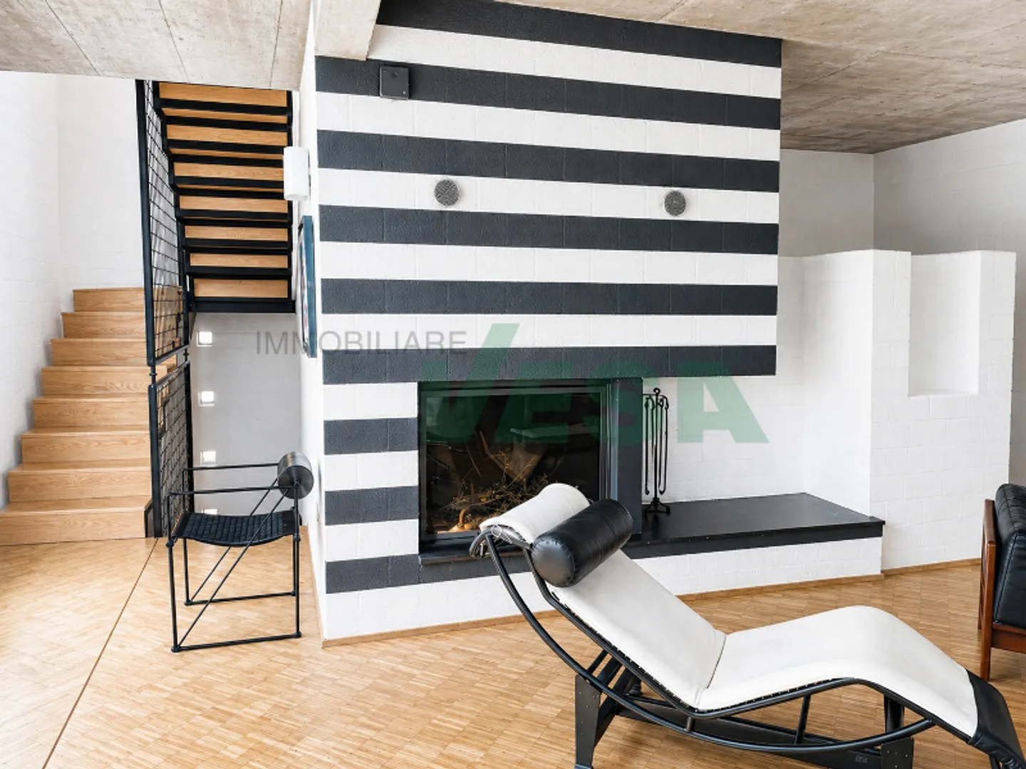 Villa iconique "Casa Rotonda" signée Mario Botta avec beau jardin - Photo 8 sur 13