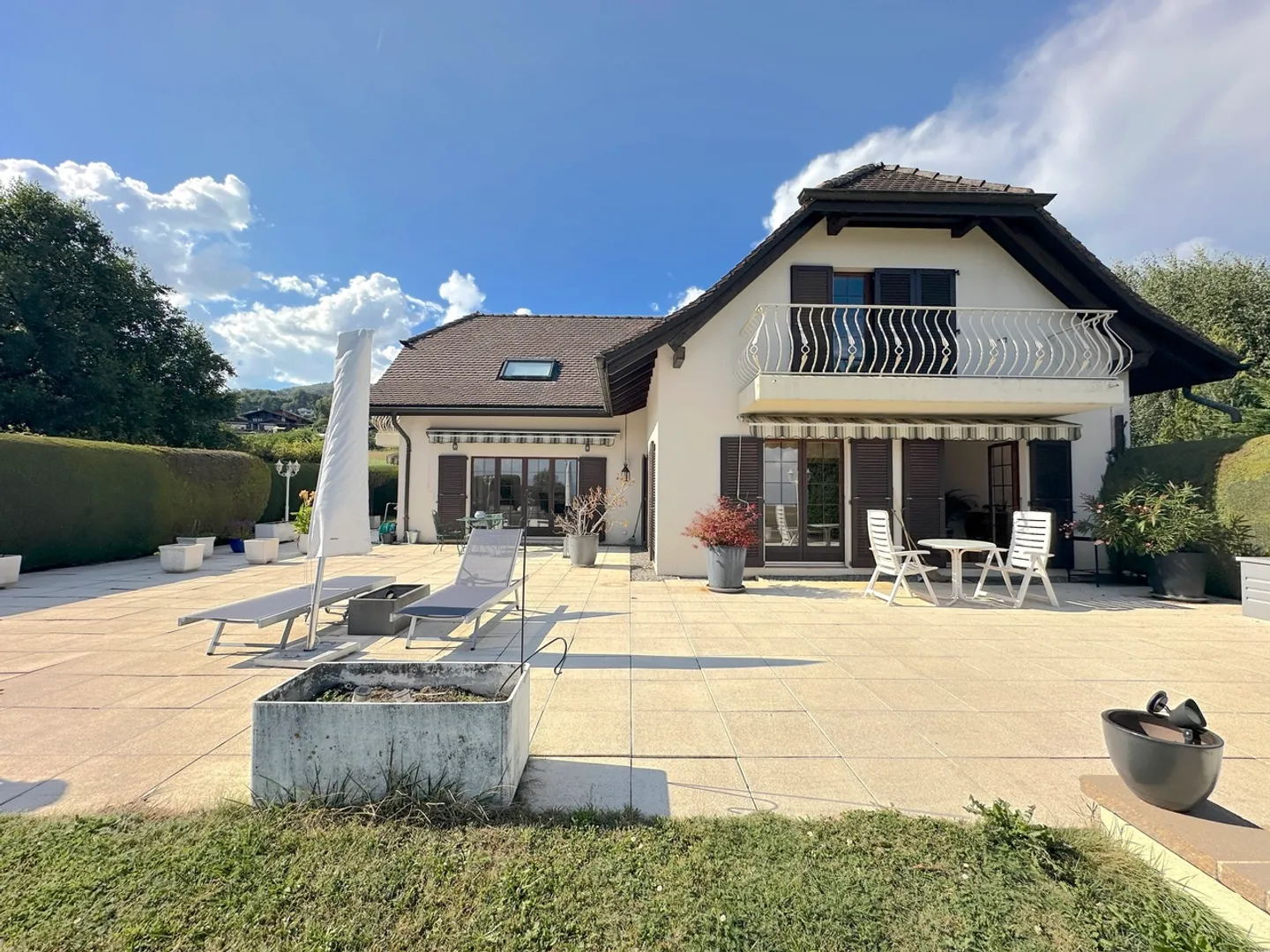 Casa Vaudoise Autentica con Vista Libera sulle Alpi e sul Lago - Foto 5 di 13