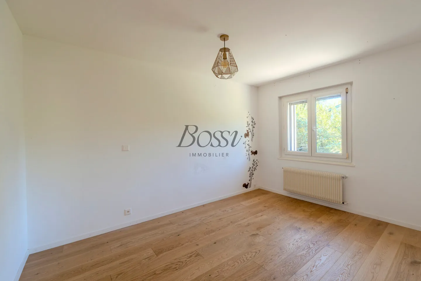 Casa indipendente ristrutturata con 5 camere da letto, garage e giardino - Foto 12 di 13