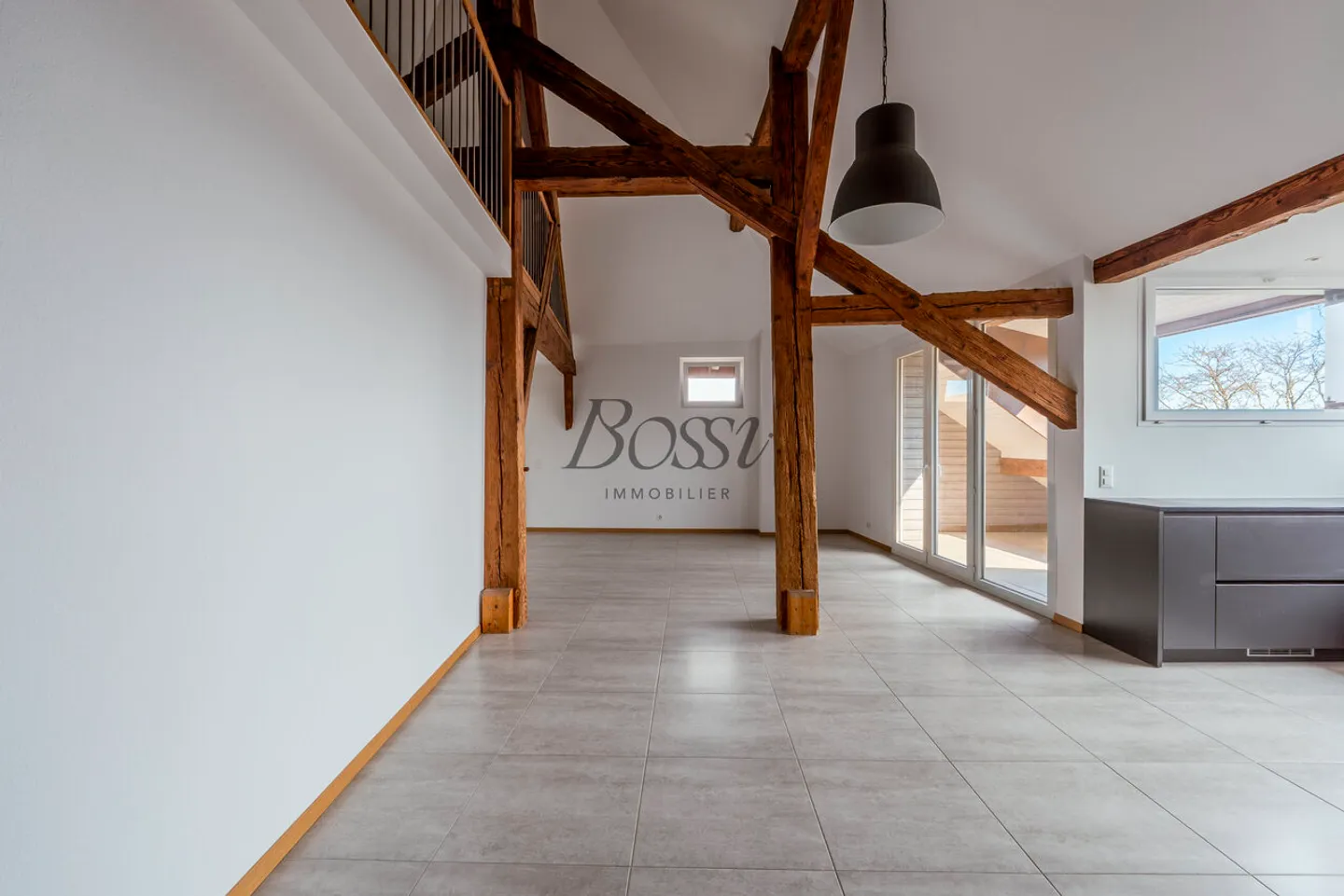 Comme une maison : cachet, volumes, vue lac et gare à 700 m - Photo 7 of 13