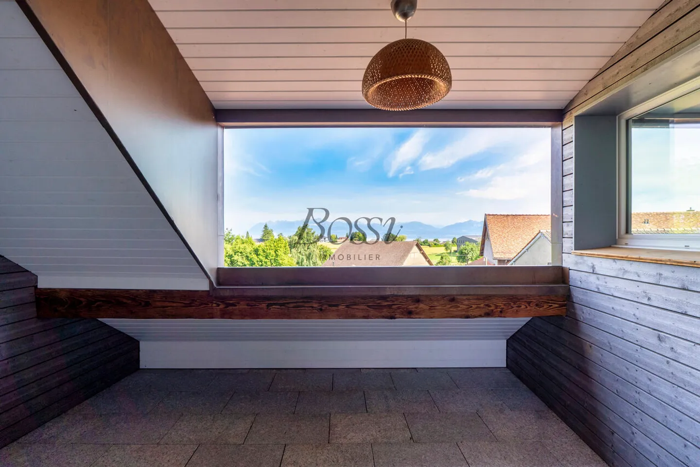 Comme une maison : cachet, volumes, vue lac et gare à 700 m - Foto 4 von 13