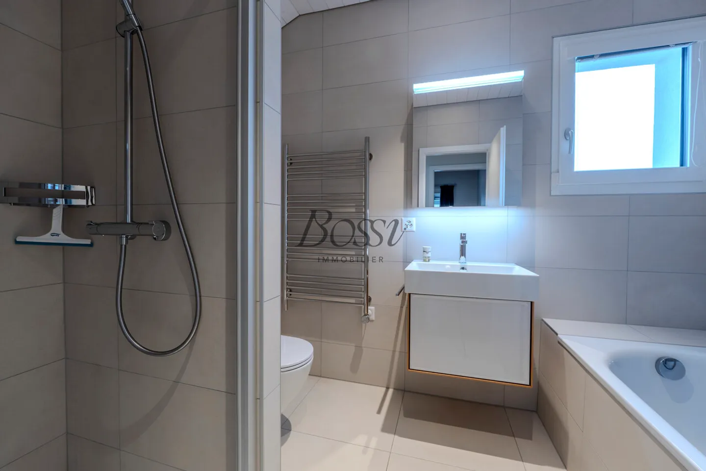 Magnificent pied-à-terre Close to the hypercenter of Geneva - Photo 11 of 13