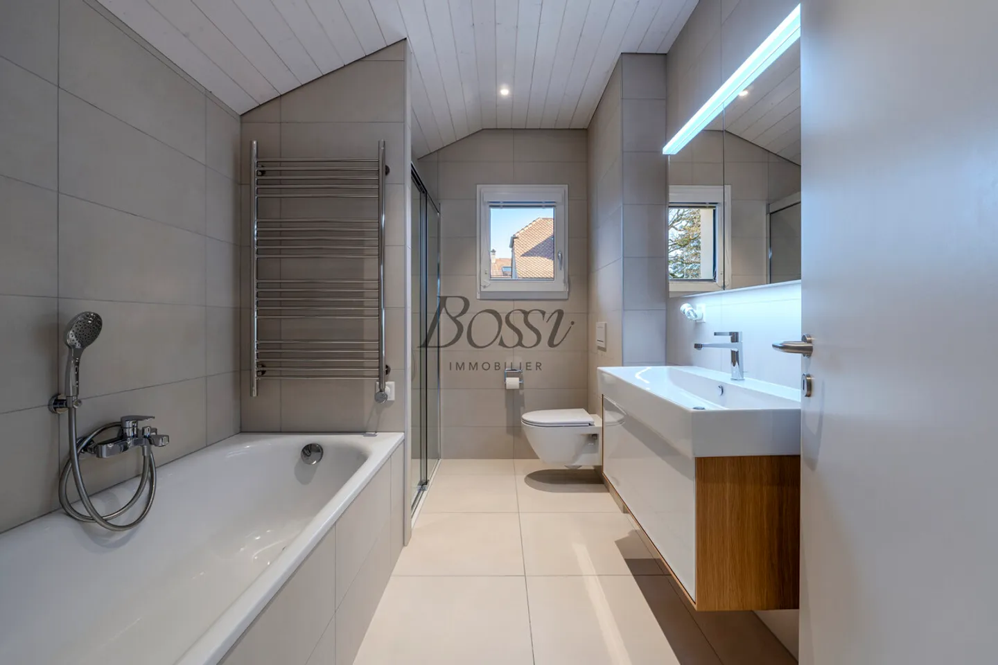 Magnificent pied-à-terre Close to the hypercenter of Geneva - Photo 9 of 13