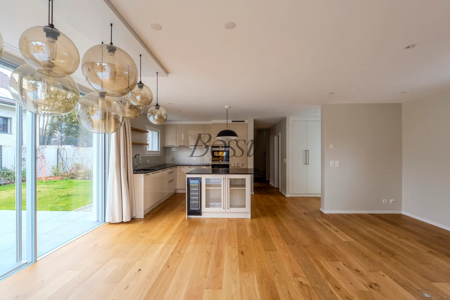 Magnificent pied-à-terre Close to the hypercenter of Geneva - Photo 4 of 13