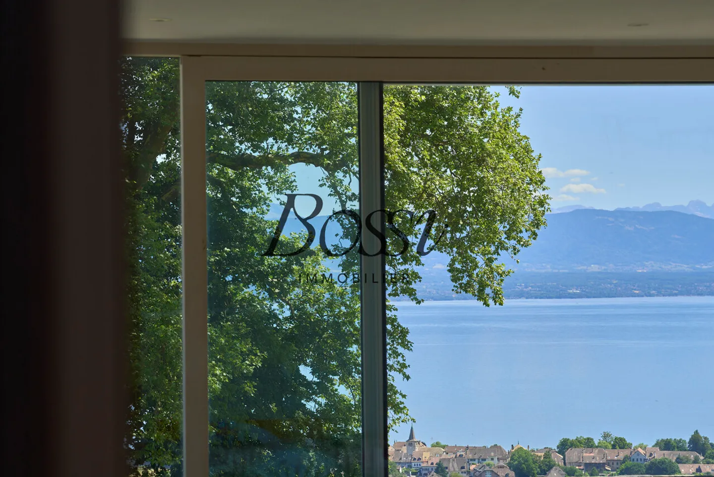 Ein zeitgenössischer Belvedere mit Blick auf den Genfersee - Foto 4 von 7