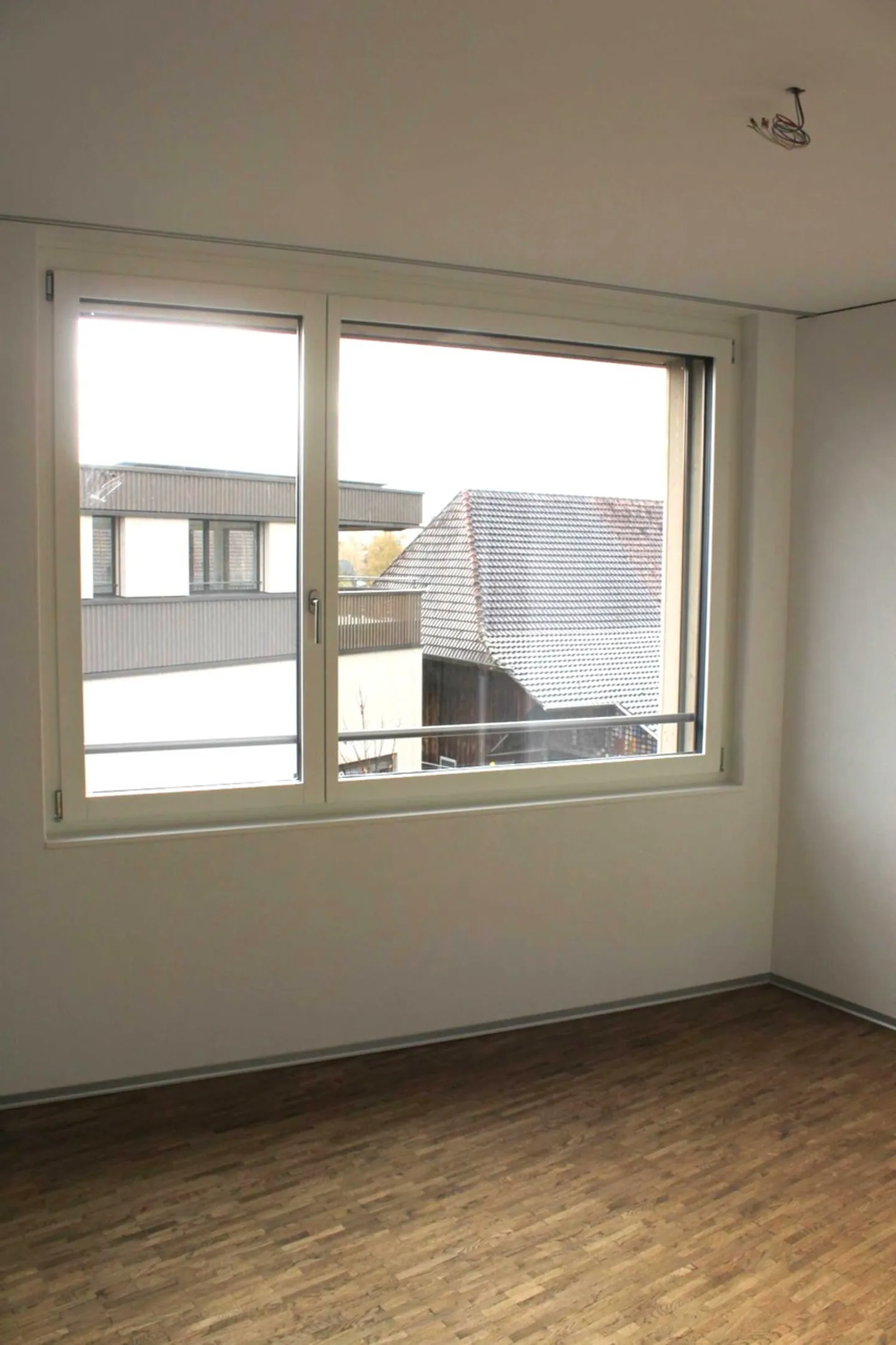 Attrayant appartement penthouse de 4.5 pièces à louer à Niederönz - Photo 6 sur 8