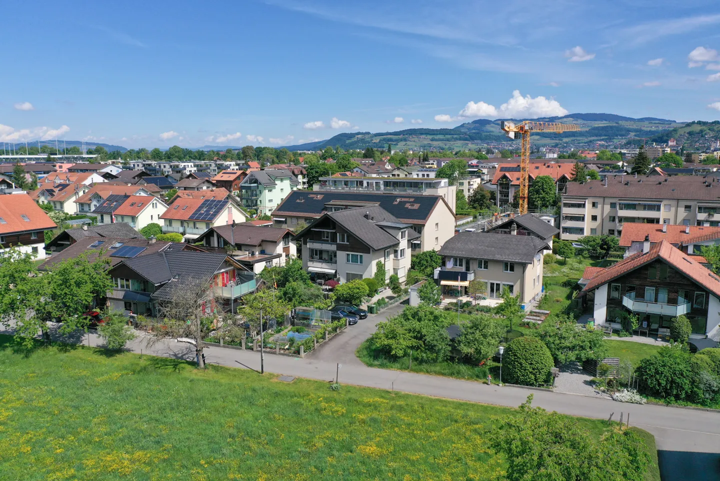3.5 Zimmer-Dachwohnung mit rund 87 m² NF - an ruhiger Quartierlage - Foto 1 von 13