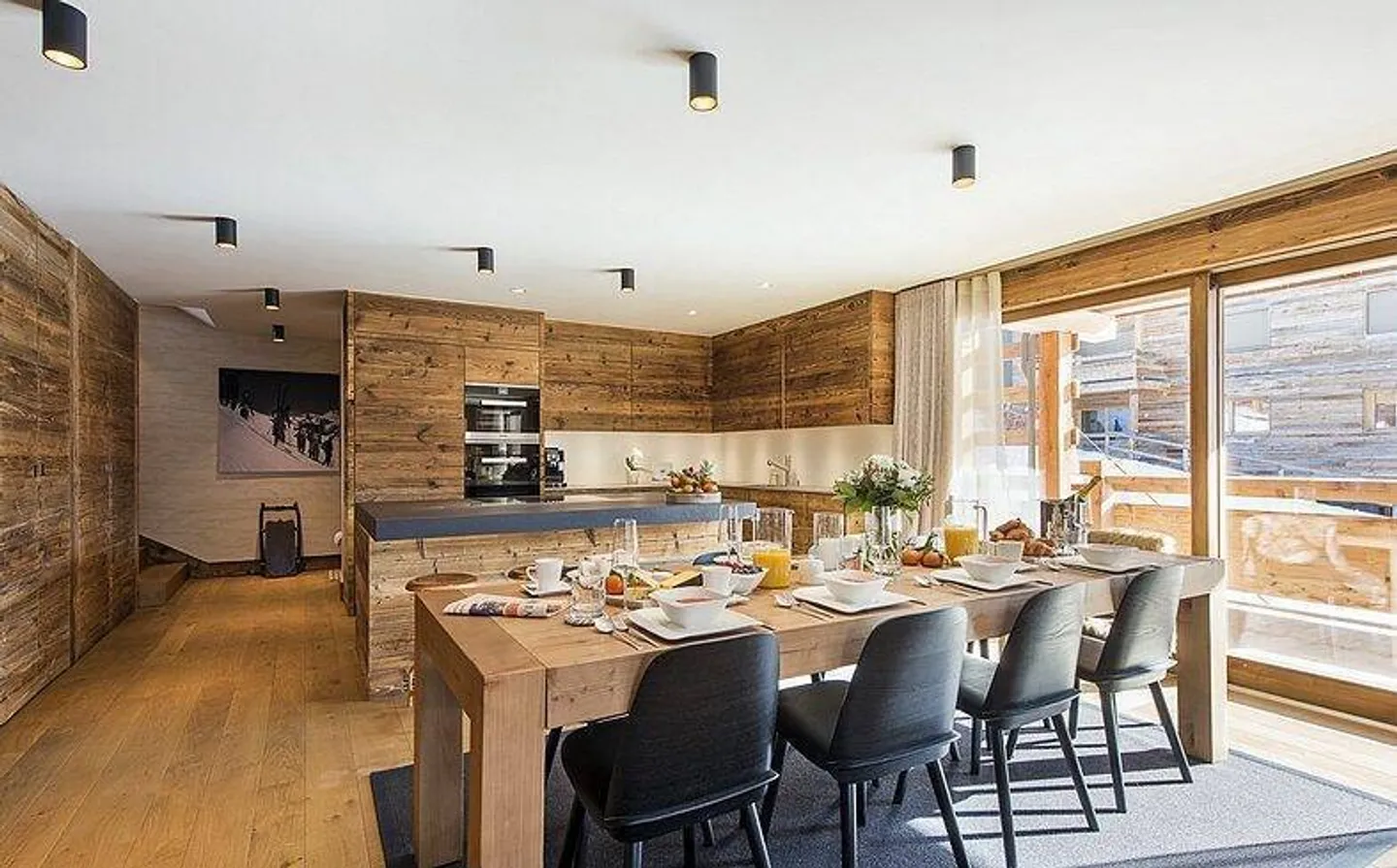 Magnifique résidence au pied des pistes - Photo 2 sur 12