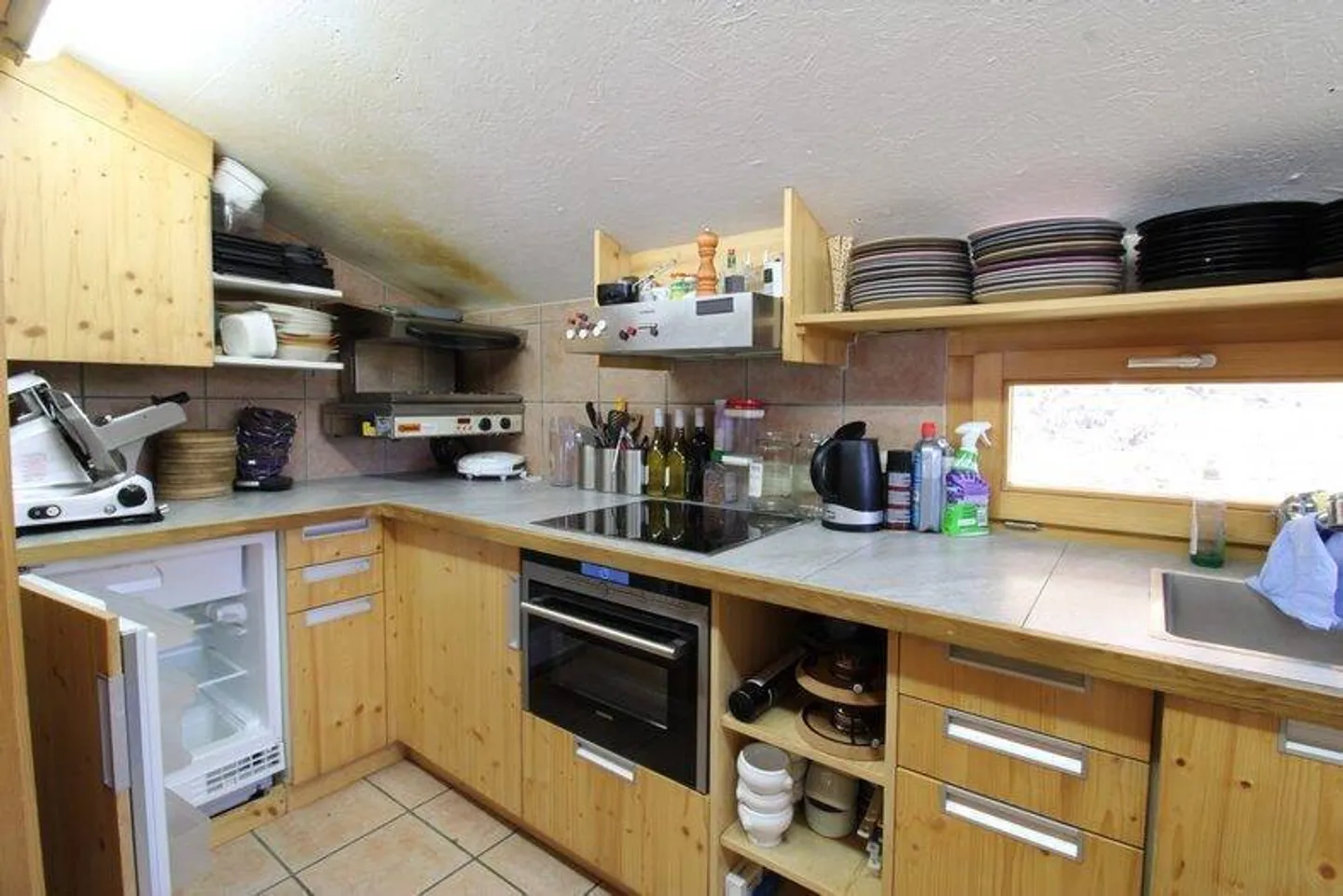 Magnifique restaurant sur les pistes de ski à Bruson - Photo 6 sur 13