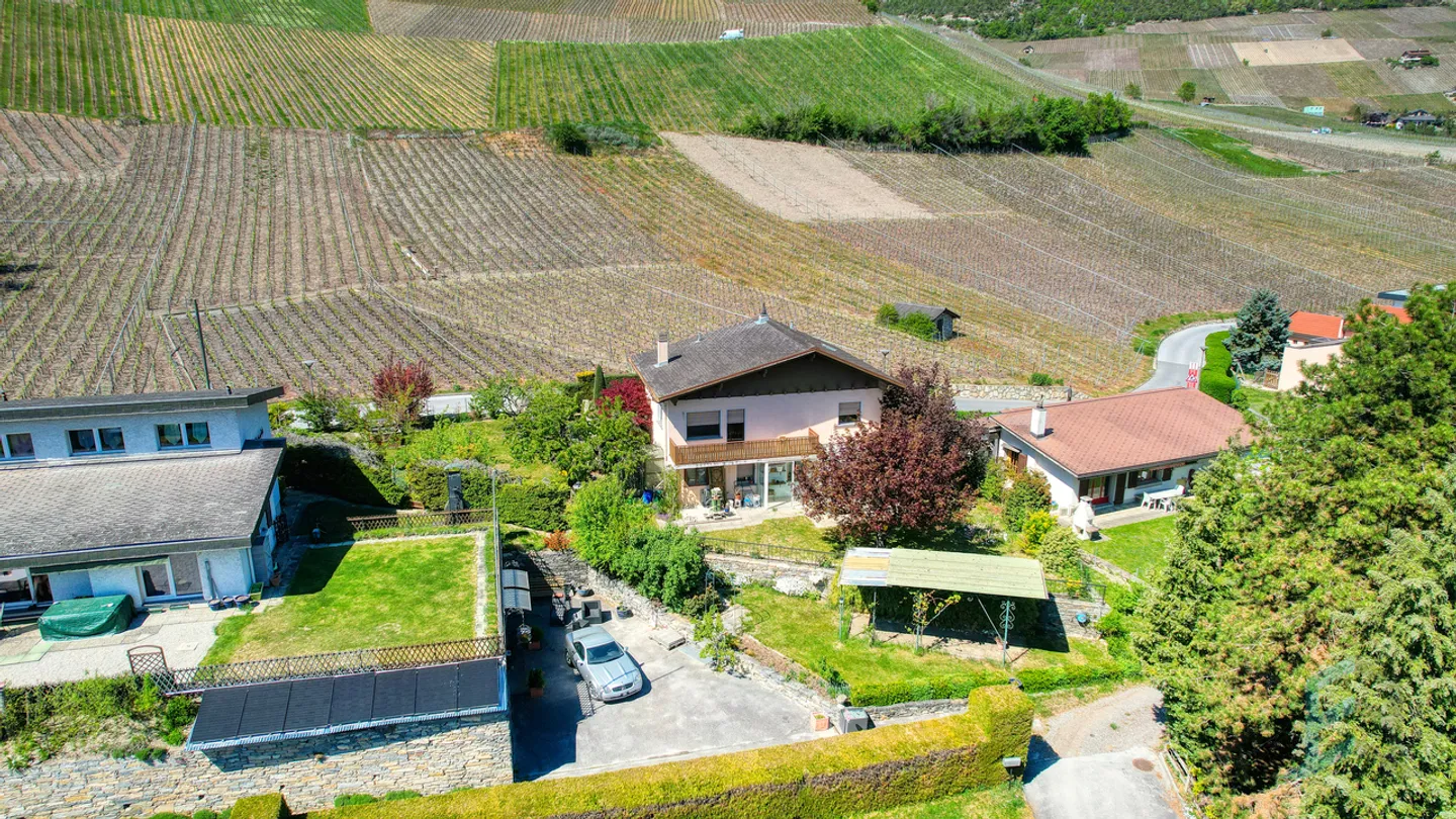 Villa à rénover charmante - Photo 2 sur 13