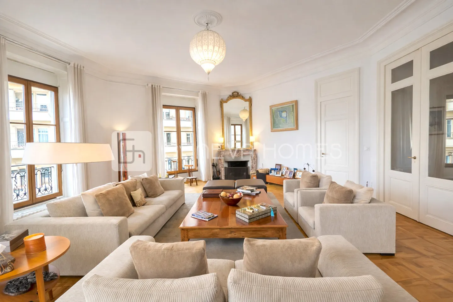 Appartement de Luxe dans Immeuble Historique - Photo 3 sur 3