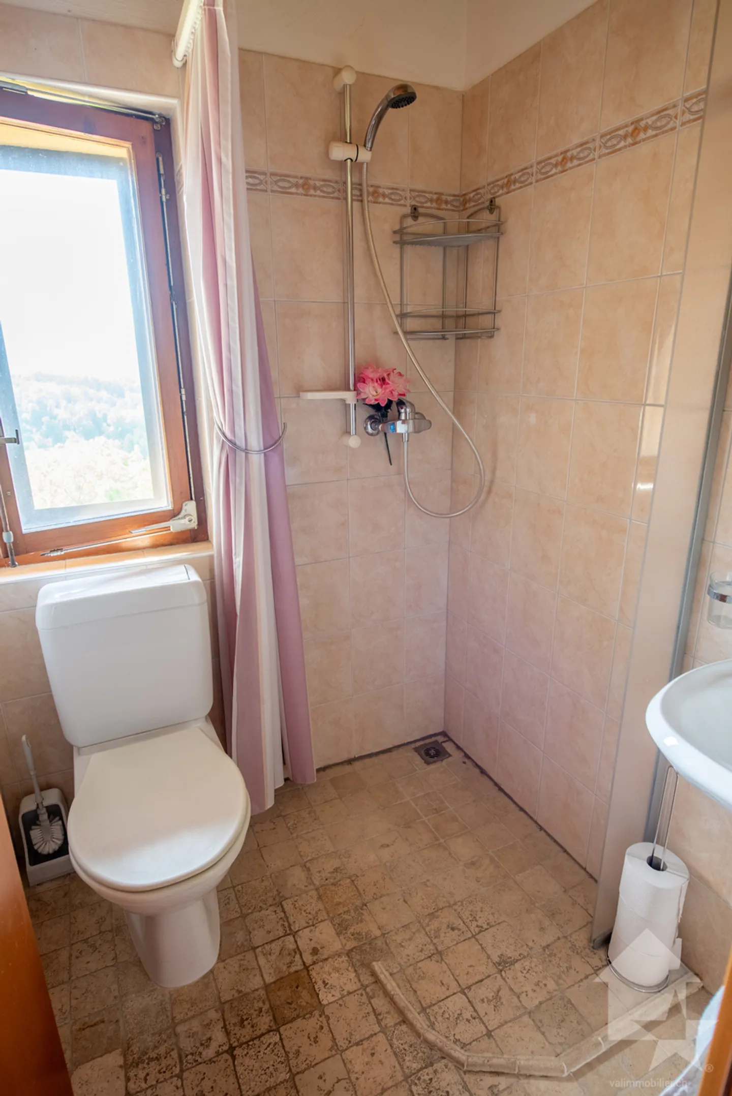 5,5-Zimmer-Villa am Rande von Weinbergen, atemberaubende Aussicht, ruhig, sonnig - Foto 9 von 12