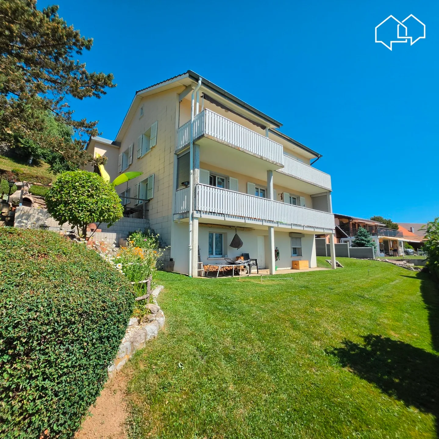 Emplacement de rêve pour cette maison de 2 logements - Foto 3 di 13