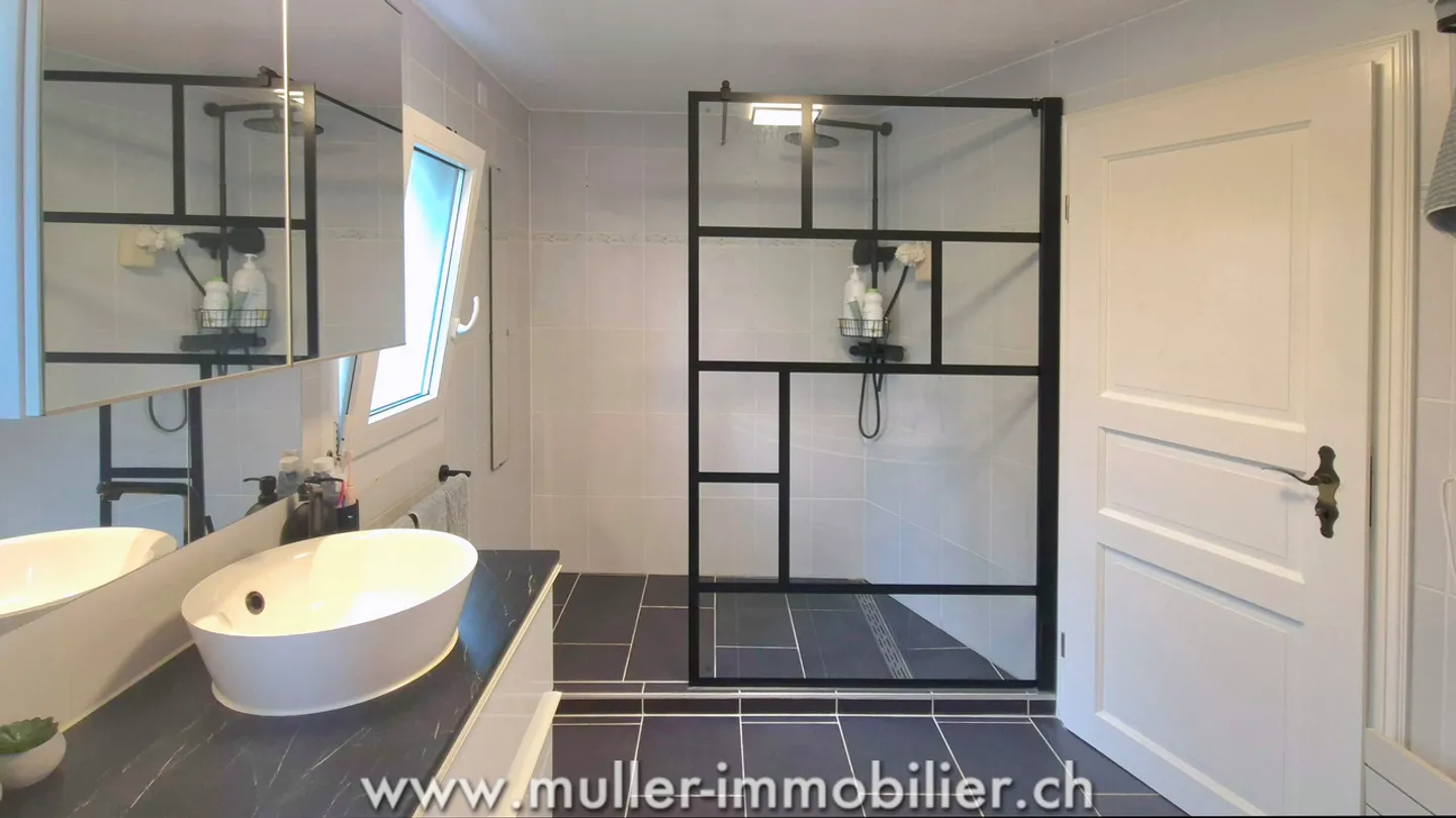 Appartement rénové avec jardin dans un ancien moulin, à Carrouge VD - Photo 9 sur 13