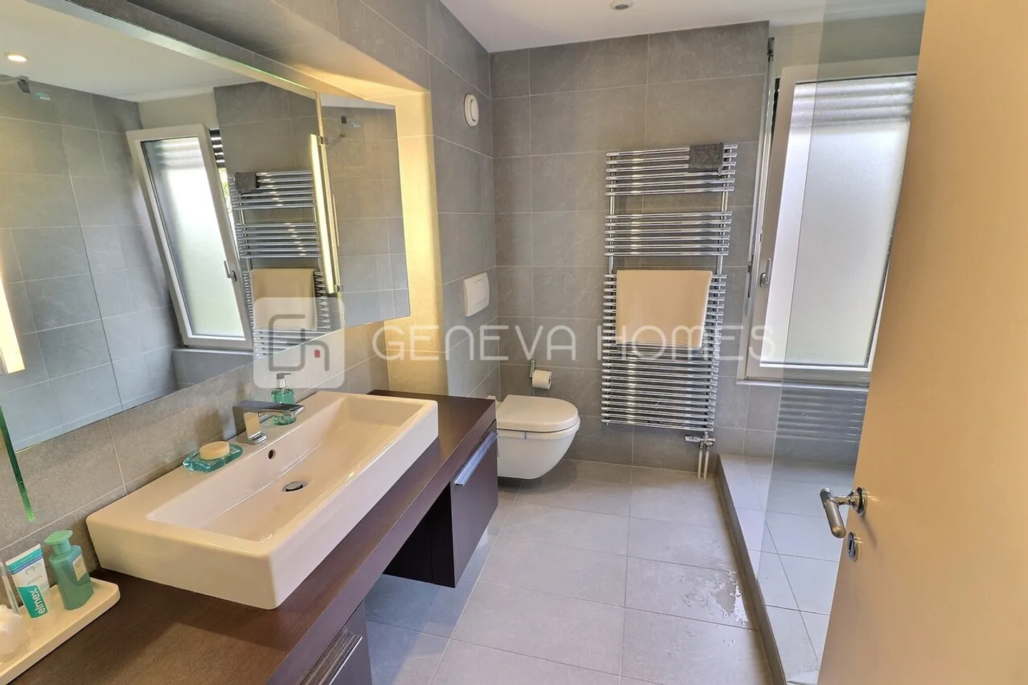 Appartement en duplex au coeur de la verdure - Photo 7 sur 9