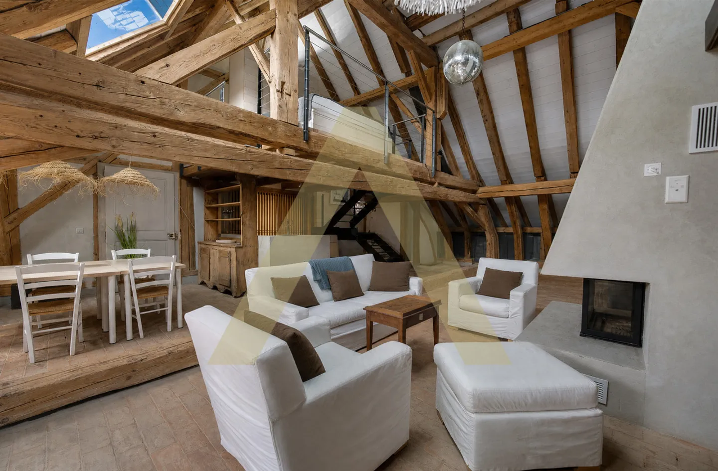 Un duplex aux airs de loft - Photo 3 of 13
