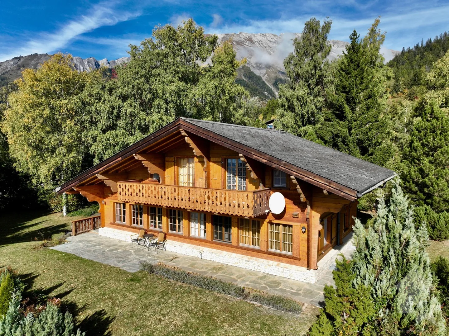 Chalet d'exception aux Mayens d'Arbaz - Photo 4 sur 13