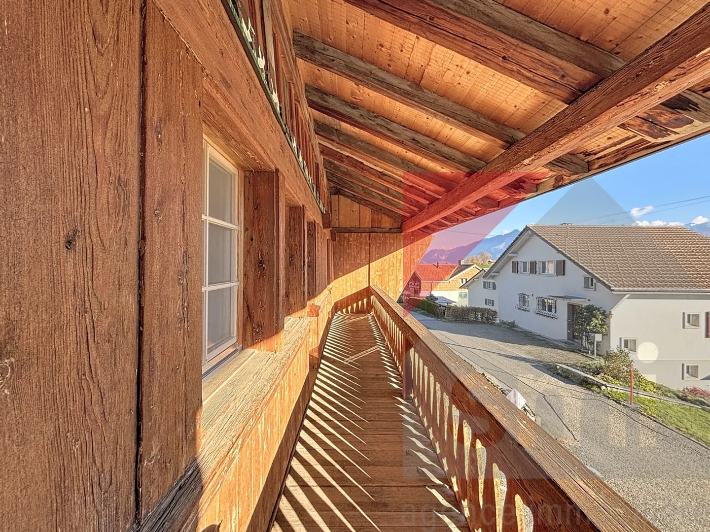 Charmant appartement de 8,5 pièces dans une ferme rénovée à Vuadens - Photo 11 sur 13