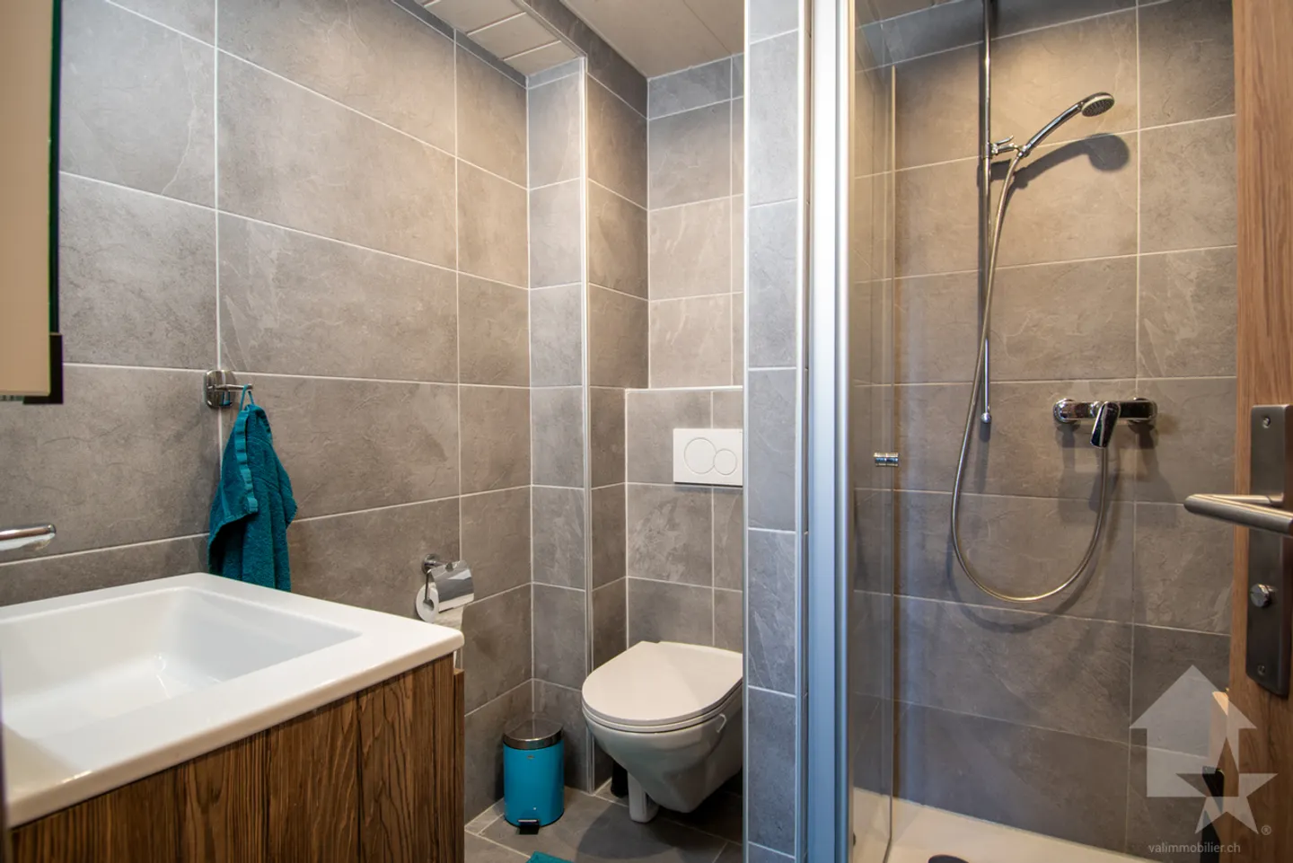 Fully renovated chalet with panoramic view in Posses-sur-Bex - Photo 6 of 13