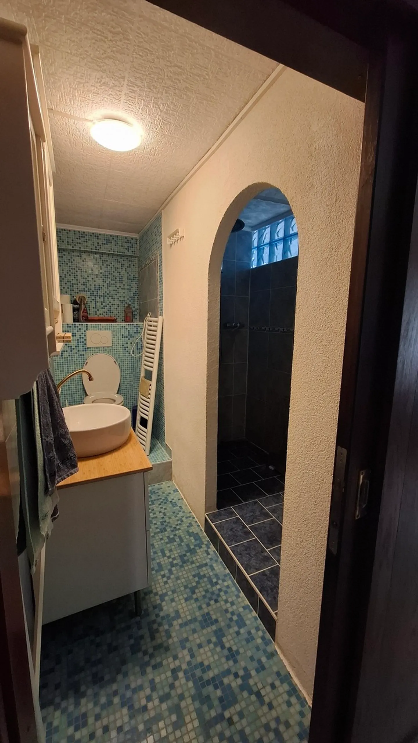 For rent, renovated apartment, 1522 Lucens, Ref 5916591 - Photo 3 of 3