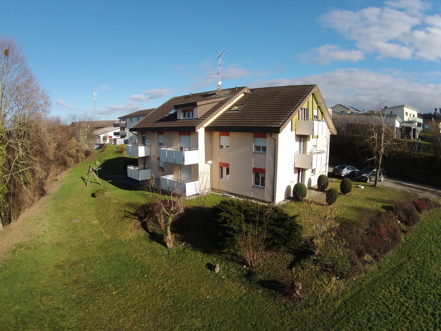 Zu vermieten - Wunderschöne 3,5-Zimmer-Wohnung komplett renoviert - Foto 1 von 1