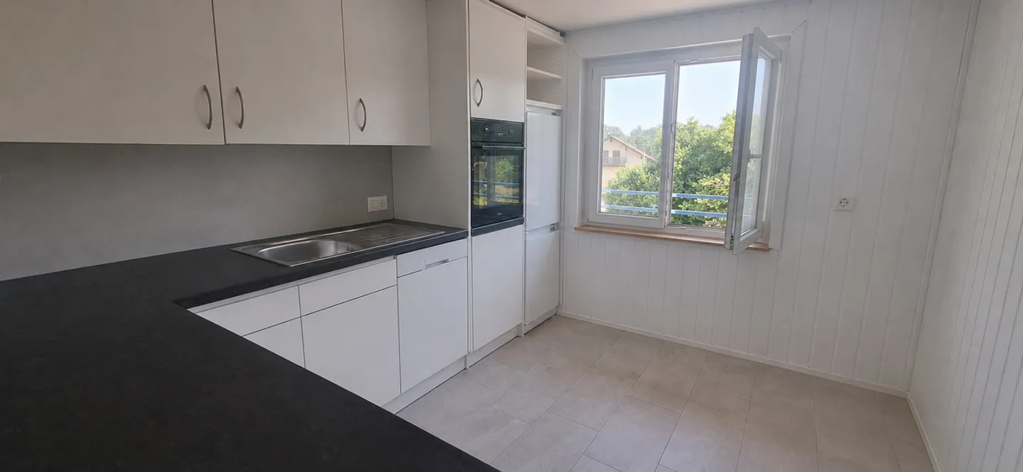 4,5-Zimmer-Wohnung in Cousset mit Dachboden - Foto 2 von 8