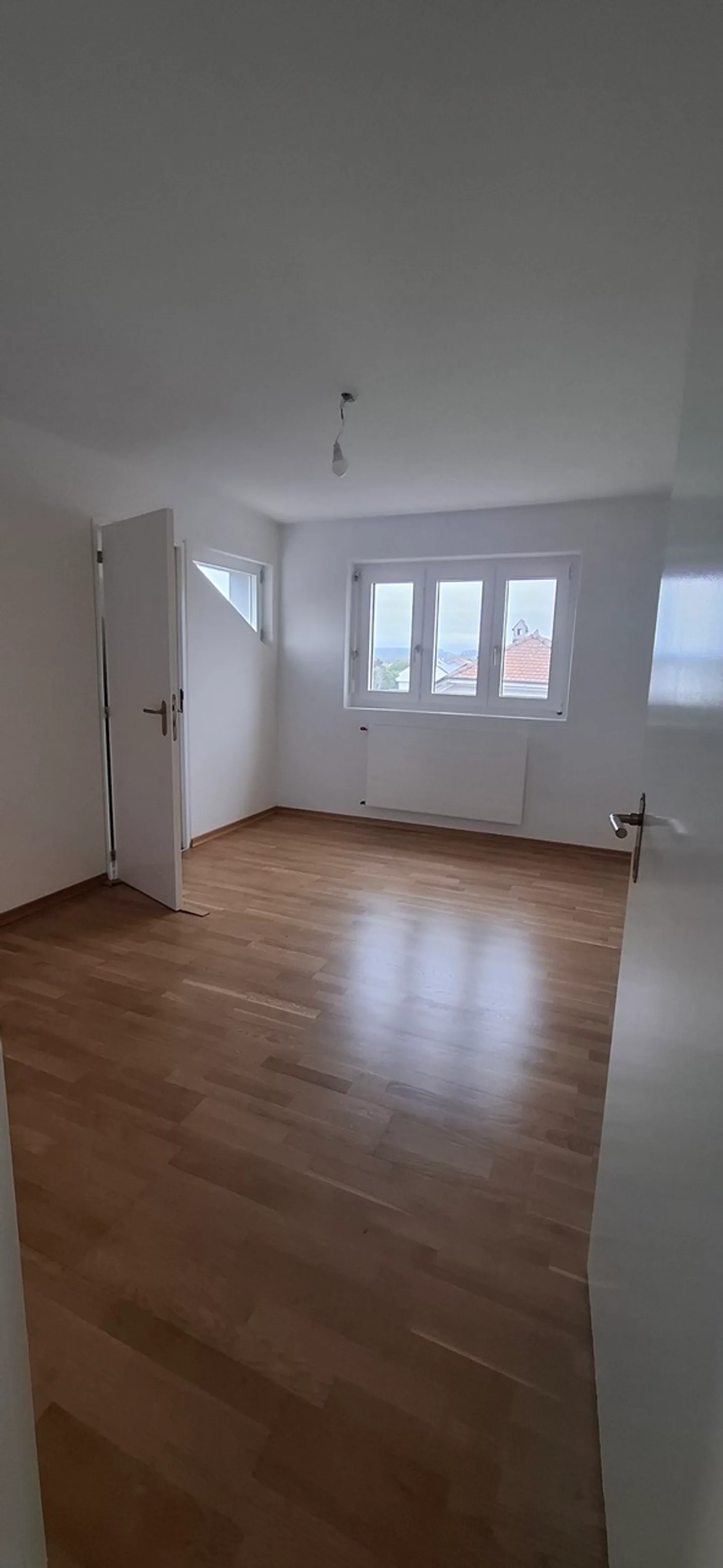 Spacieux duplex pour location à Payerne. - Photo 4 sur 6