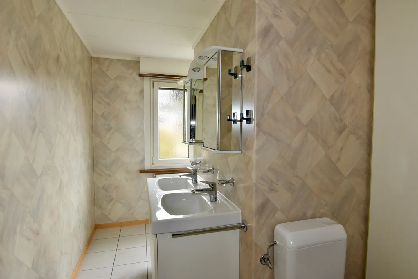 Traumhaftes Baugrundstück mit Panoramablick auf See und Rigi - Foto 7 di 11